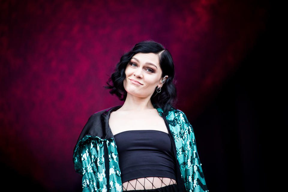 La embarazada Jessie J compartió la realidad de su primer trimestre.  (Foto: Roberto Finizio/NurPhoto vía Getty Images)