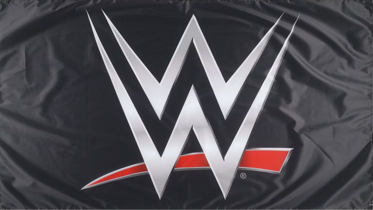 Se ha confirmado que dos superestrellas de la WWE competirán para ser coronados como los primeros poseedores del nuevo campeonato.